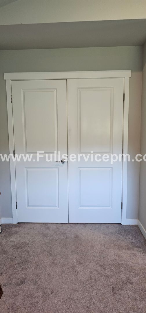 Building Photo - Newer Incredible home with all the amenities!