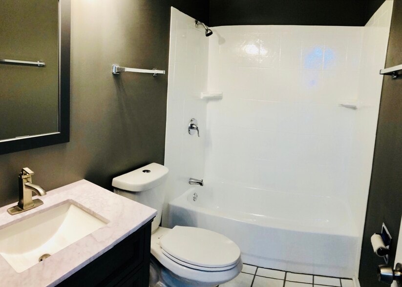 Bathroom - 6026 Kit Carson Dr