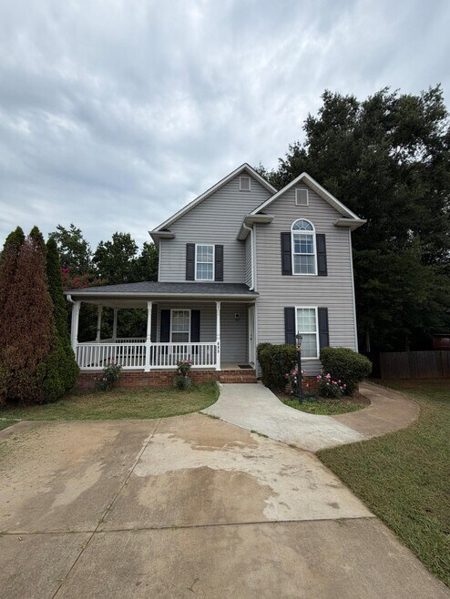 Building Photo - 693 Cotton Branch Dr