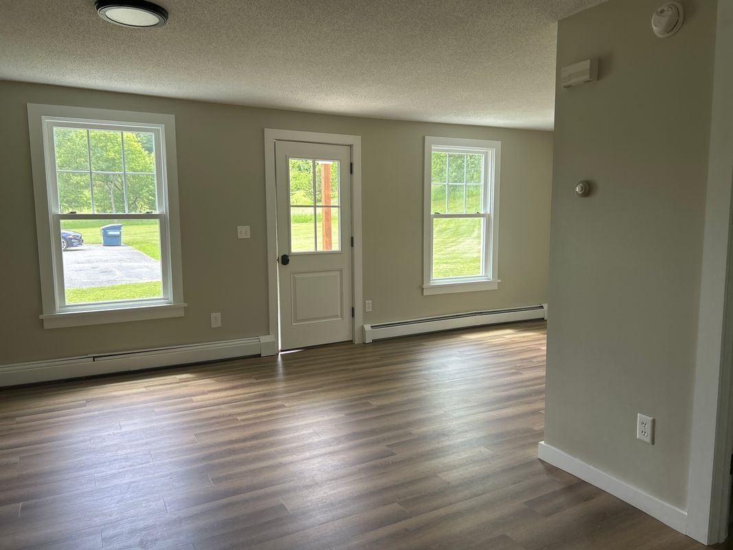 Building Photo - 173 S Amenia Rd