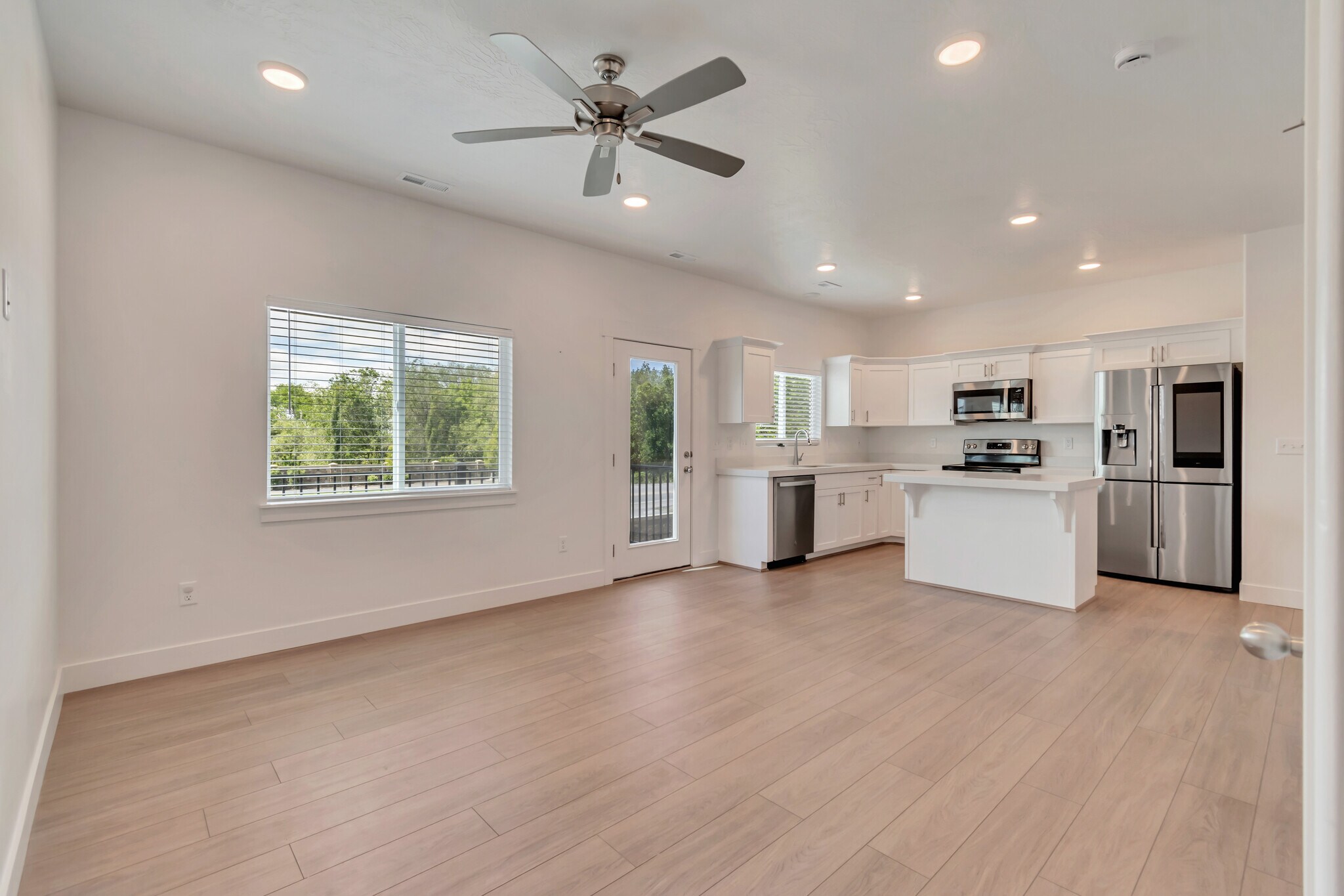 Building Photo - 1593 N 1870 E