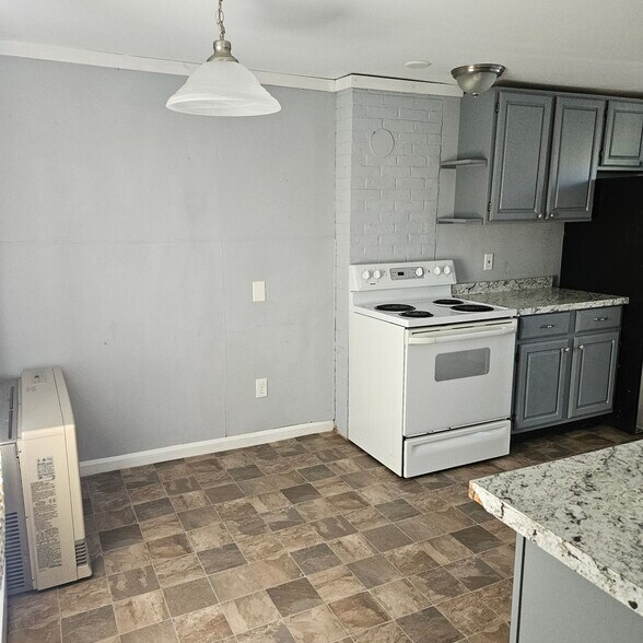 Kitchen - 1011 Main St