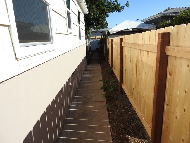 Building Photo - 149wisc