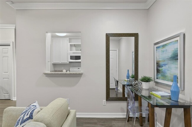 Building Photo - 4554 Glenwick Ln