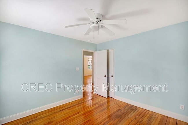 Building Photo - 9 Penn Ave