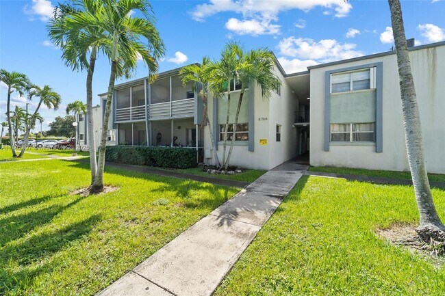 Building Photo - 8764 SW 12th St