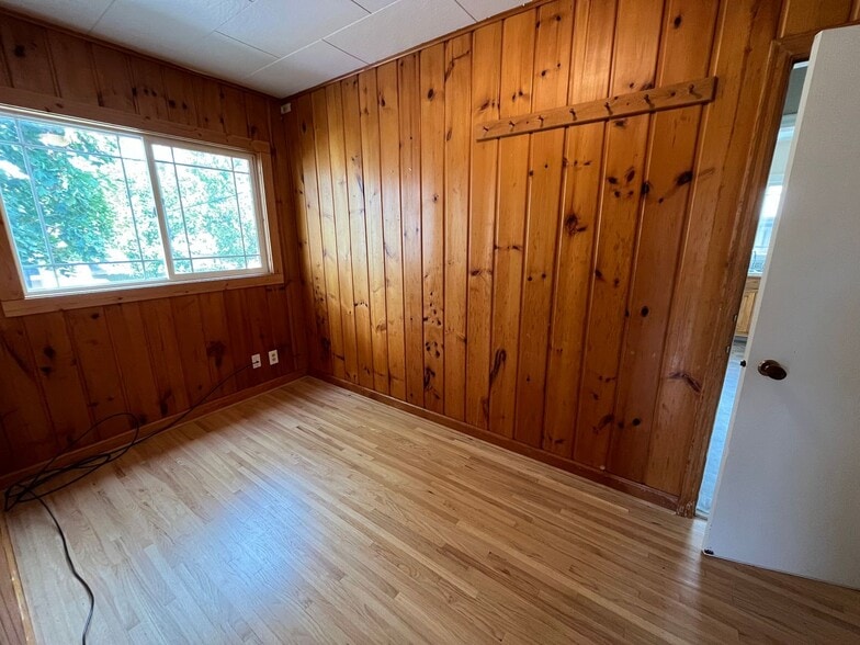 Building Photo - 3709 3rd Ave N