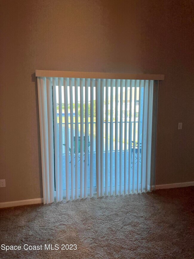 Building Photo - 3930 Playa Del Sol Dr