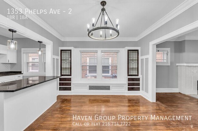 Building Photo - 1353 Phelps Ave