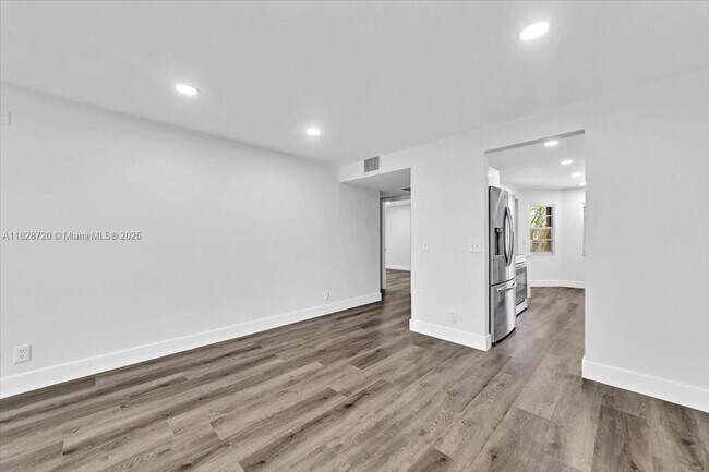 Building Photo - 1201 SW 128th Terrace