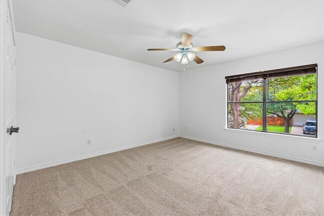 Building Photo - 2005 Jasper Ln