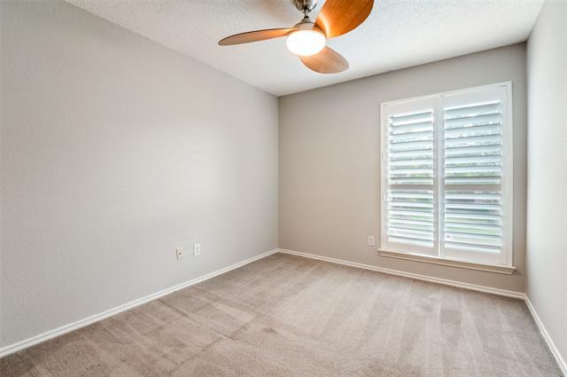 Building Photo - 3801 Silver Maple Dr