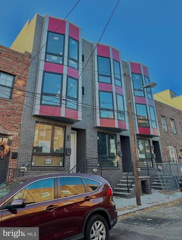 Building Photo - 1636 S Bailey St