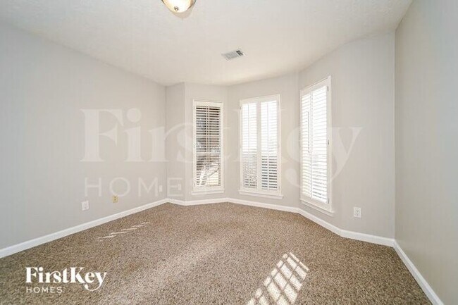 Building Photo - 12289 Riviera Dr