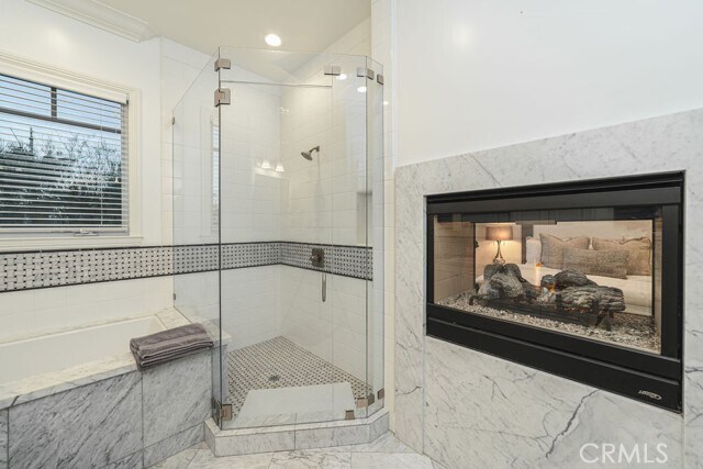 Building Photo - 700 Acacia Ave