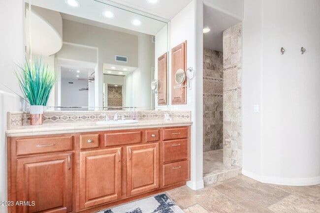 Building Photo - 14234 N 27th Pl