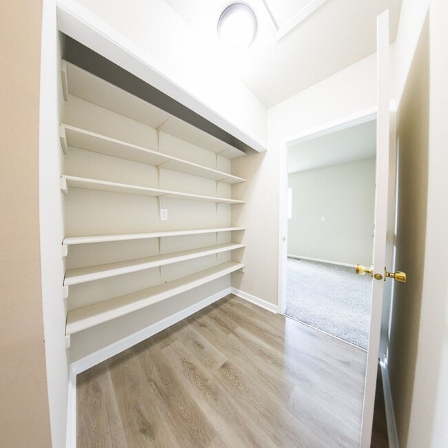 Building Photo - 3 Bedroom 2 Bath Home Conrad Iowa