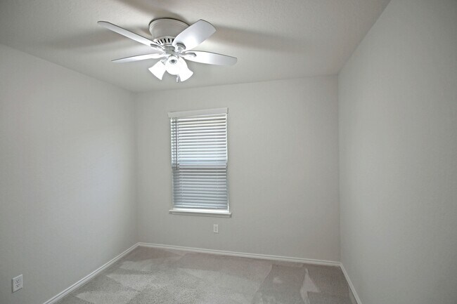 Building Photo - 458 Russian Sage