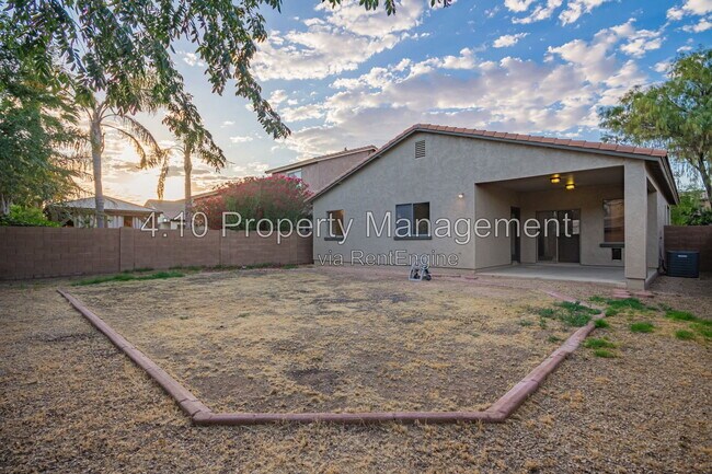 Building Photo - 45305 Balboa Dr