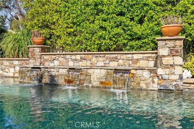 Building Photo - 15 Calle Angelitos