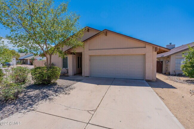 Primary Photo - 4315 W Morrow Dr