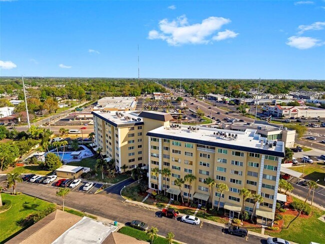 Building Photo - 8950 Park Blvd