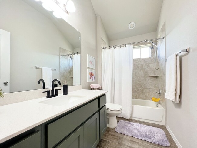 Building Photo - Modern and Beautiful - 3/BR and 2/BA Home ...