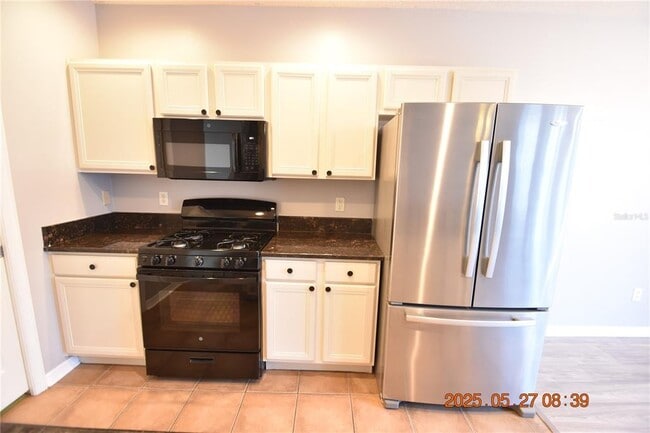 Building Photo - 11509 Fountainhead Dr