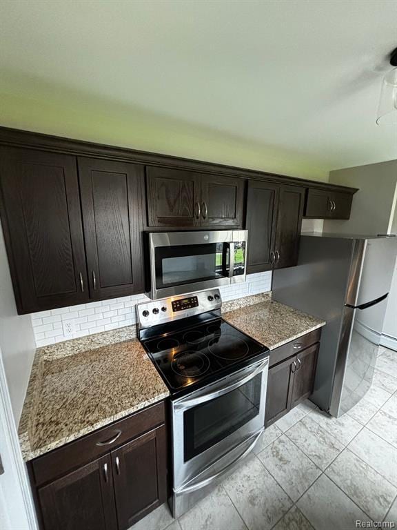 Building Photo - 454 Romeo Rd