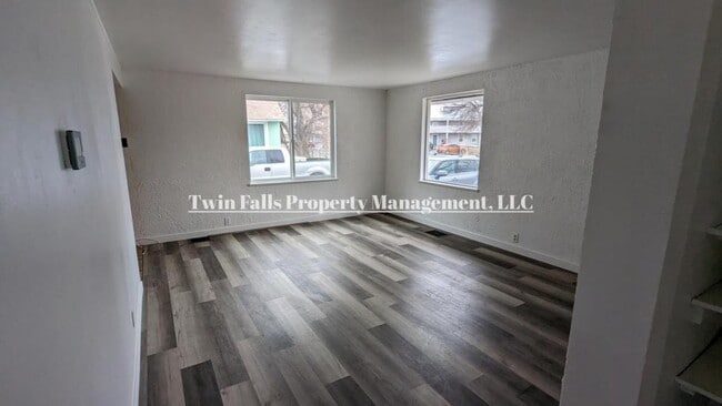 Building Photo - 1741 Heyburn Ave E