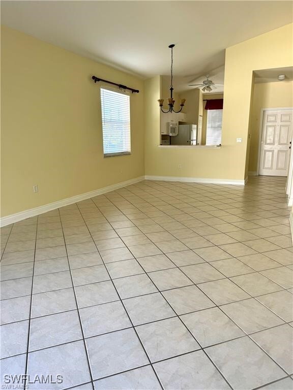 Building Photo - 3636 Pine Oak Cir
