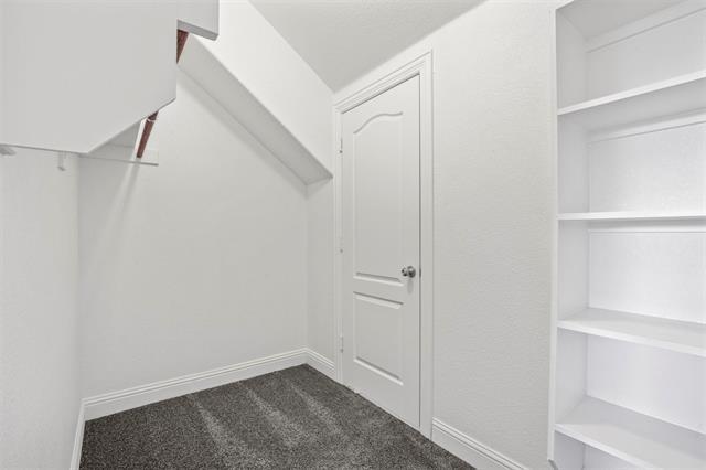 Building Photo - 4413 Riverview Dr