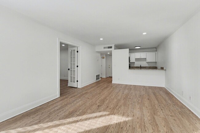Building Photo - 116 Harding Pl