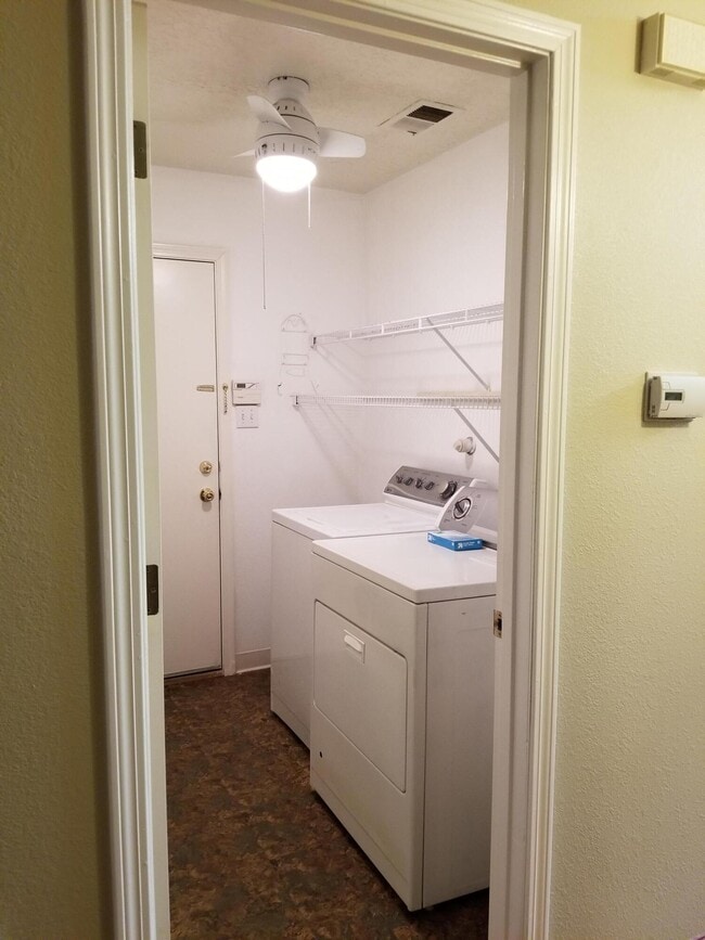 Building Photo - 10605 Monte Bello Ct NW