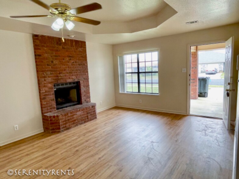 Building Photo - 5209 Morning Glen Ln