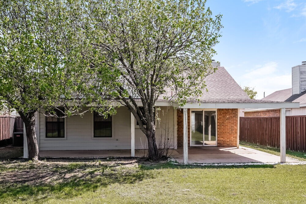 Building Photo - 602 Laurel St