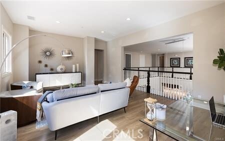 Building Photo - 112 Gardenview