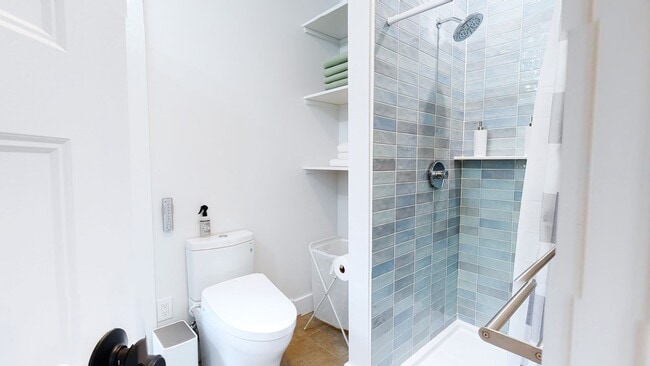 Building Photo - 276-278 Willow St