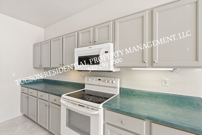 Building Photo - 11399 Silver Pheasant Loop