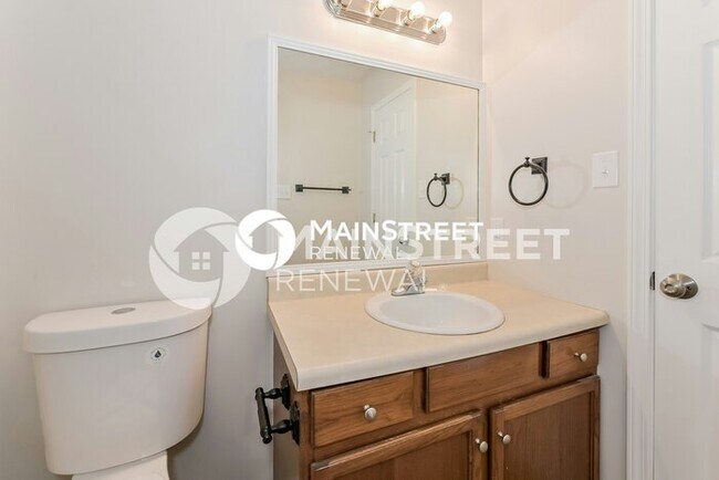 Building Photo - 3 Bedroom Pet-Friendly Home in KNOXVILLE, ...