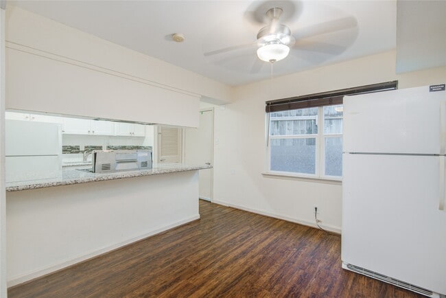 Building Photo - 1433 Cedar Post Ln