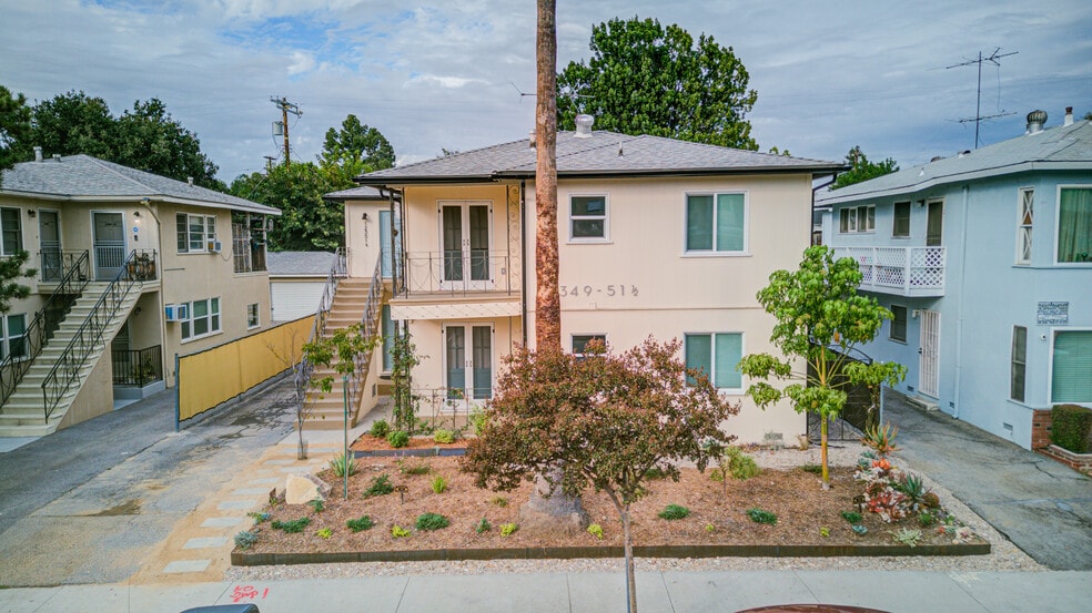 Building Photo - 12349 Riverside Dr