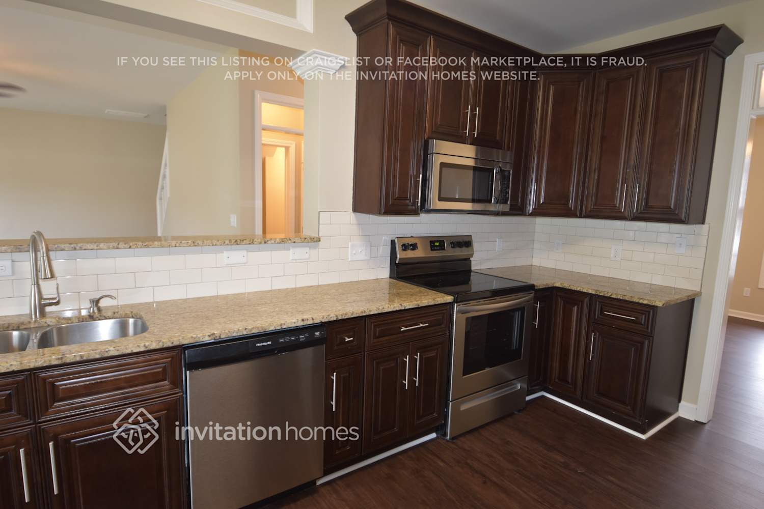 Building Photo - 708 Latitude Way