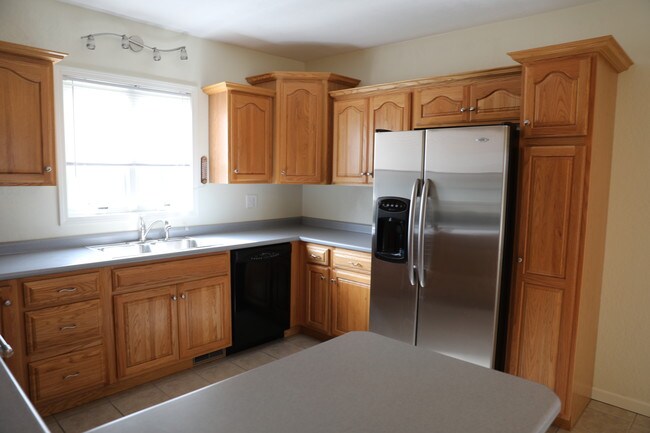 Building Photo - 9901 Huey Rd