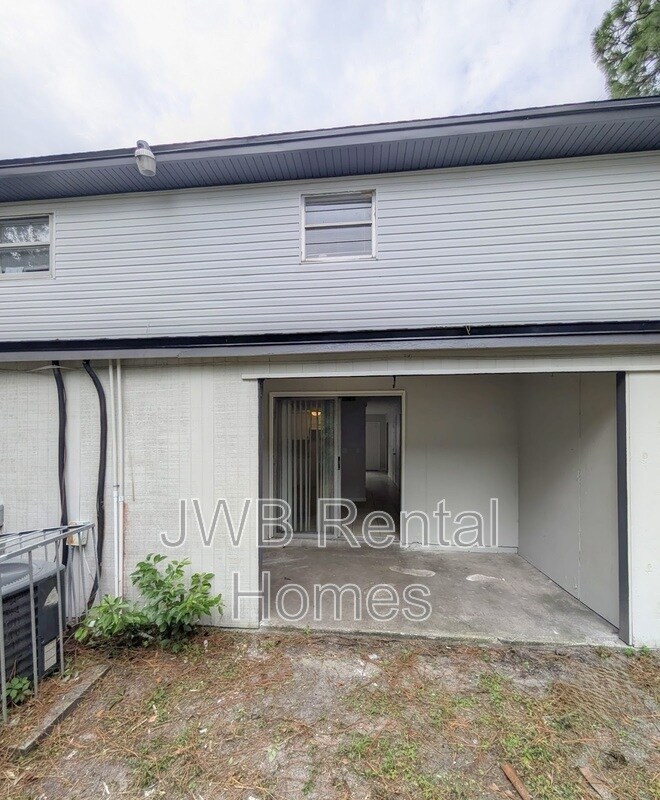 Building Photo - 2885 Yellow Pine Ct