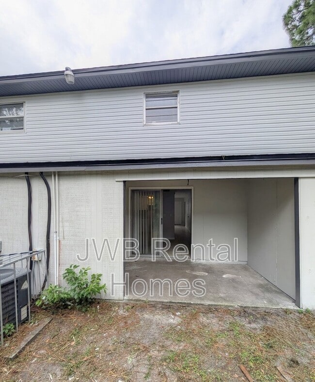 Building Photo - 2885 Yellow Pine Ct