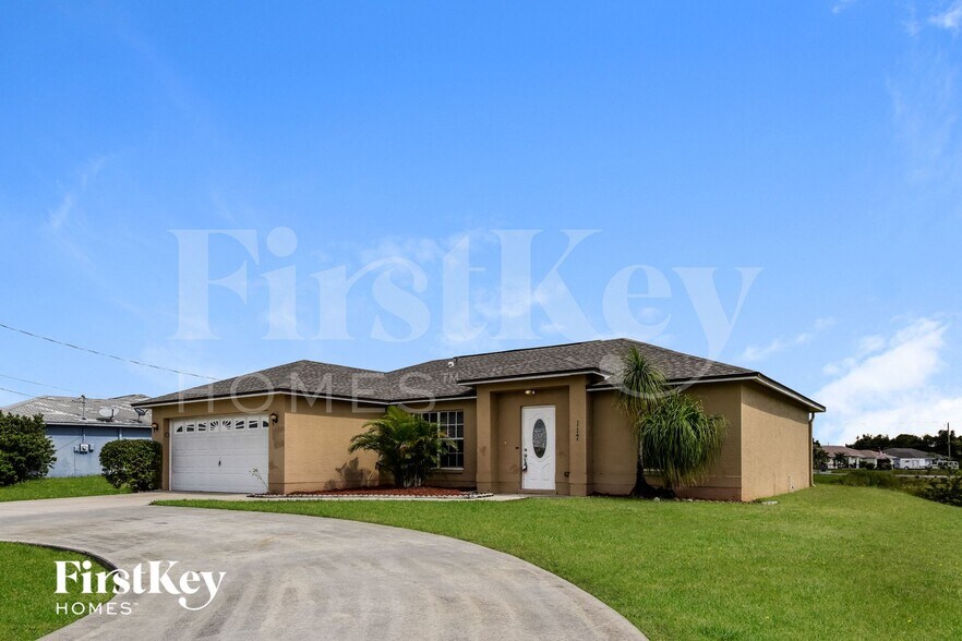 Building Photo - 117 Blackstone Dr