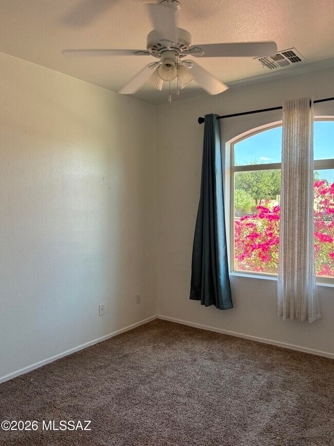 Building Photo - 7648 W Creosote Spring Ct
