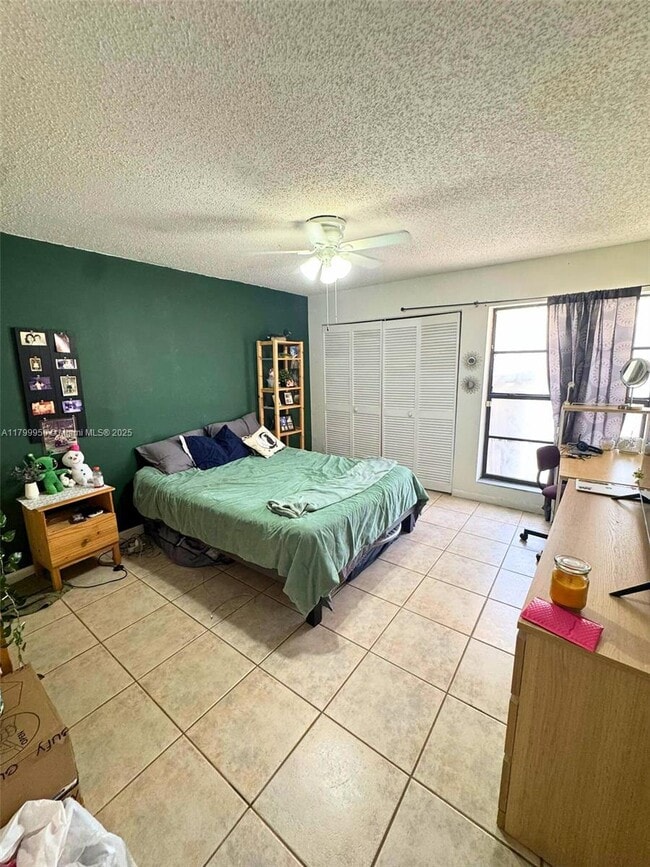 Building Photo - 12332 SW 148th Terrace