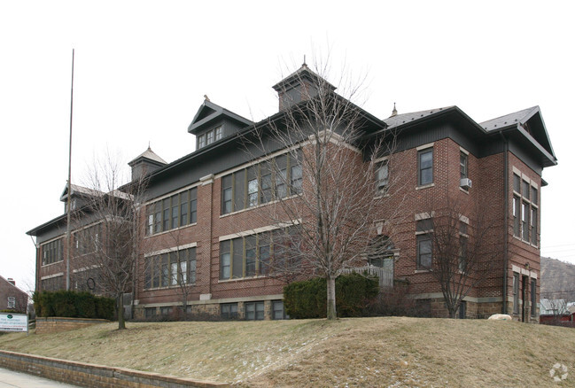 Primary Photo - The Historic Delaware Apartments